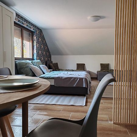 Rp Apartmanhaz Demjén Exterior foto