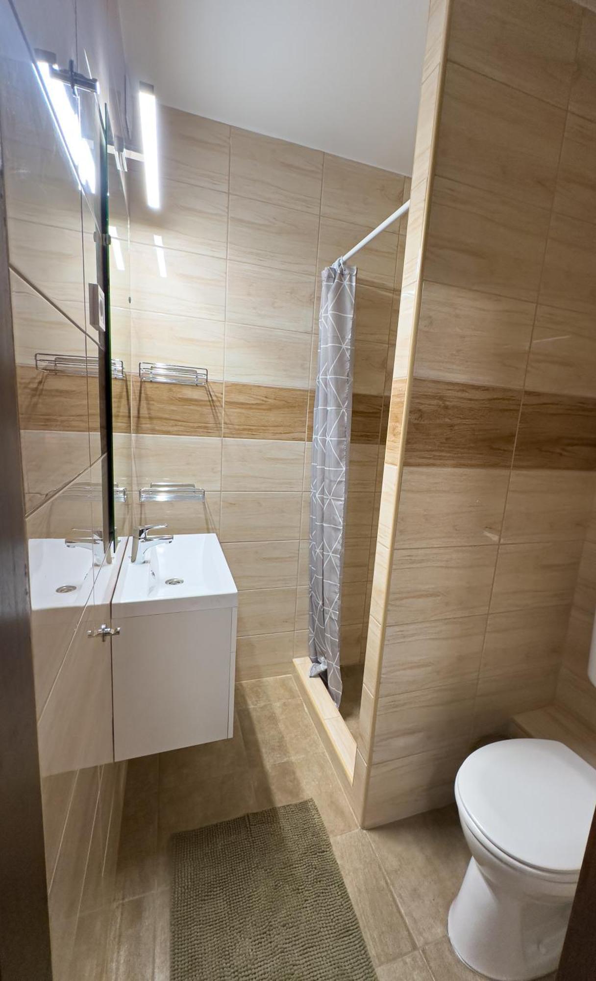 Rp Apartmanhaz Demjén Exterior foto