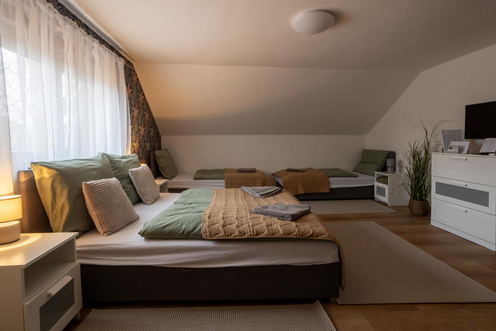 Rp Apartmanhaz Demjén Exterior foto